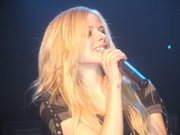 180pxavrillavignegenevajune092005.jpg 180pxavrillavignegenevajune092005.jpg